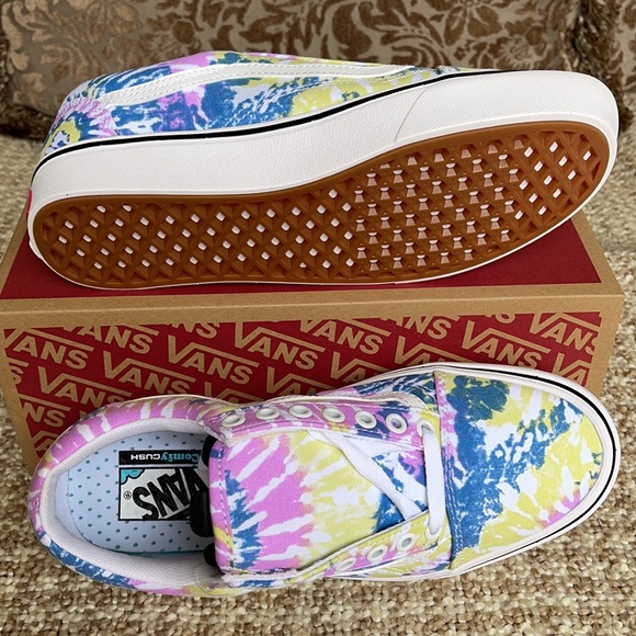 Vans Comfycush Old Skool Tie-Dye Orchid/Trwht WMNS - Picture 8 of 16